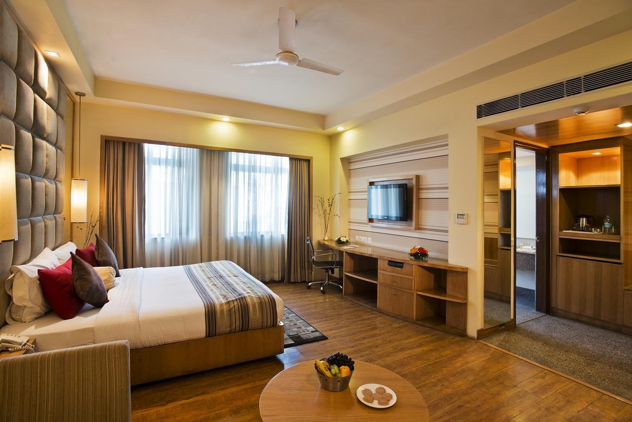 The Manor Bareilly By Leisure Hotels Esterno foto